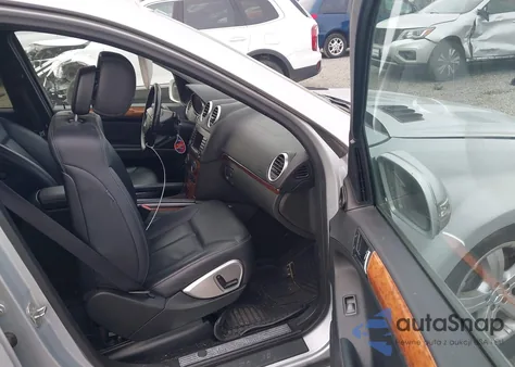 2007 Mercedes-Benz Gl 450 4Matic z USA, uszkodzony, nr VIN 4JGBF71E57A132598